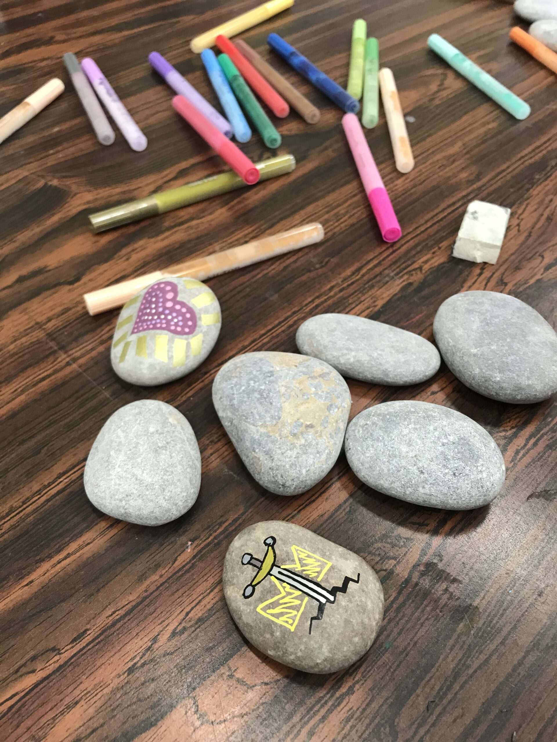Family Sundays: Dot Painting on Stones